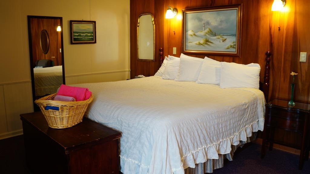 Harbor Haus Inn & Suites Hermann Quarto foto